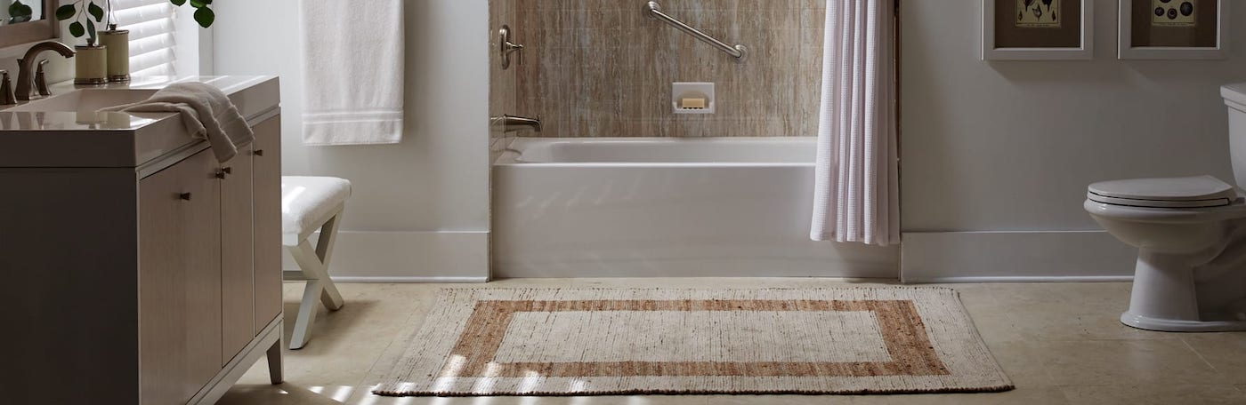 Beautiful bathtub installed in a bathroom for a Tuscaloosa homeowner